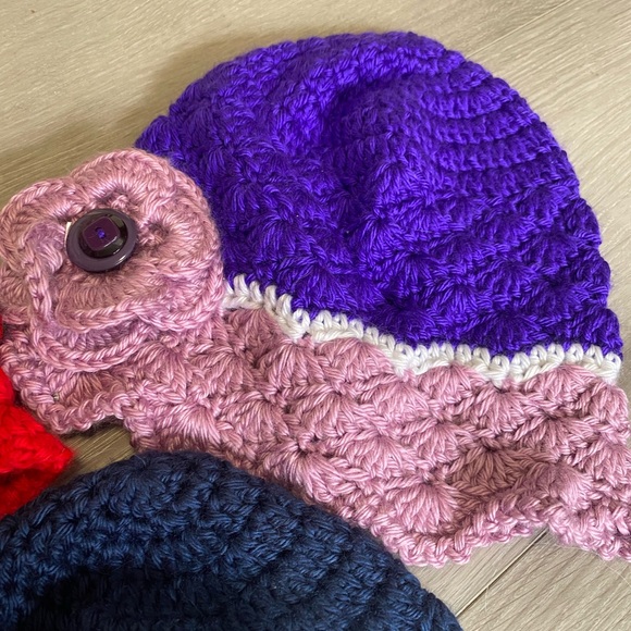 Lot of 5 Colorful Crochet toques - Picture 4 of 4